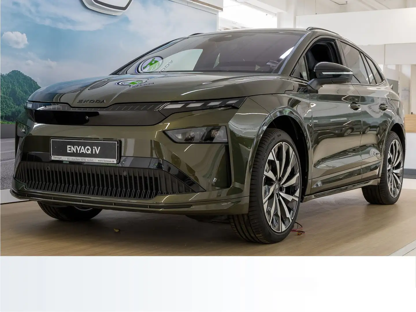 Skoda Enyaq iV 85x SPORTLINE AHK NAVI MATRIX Grün - 2