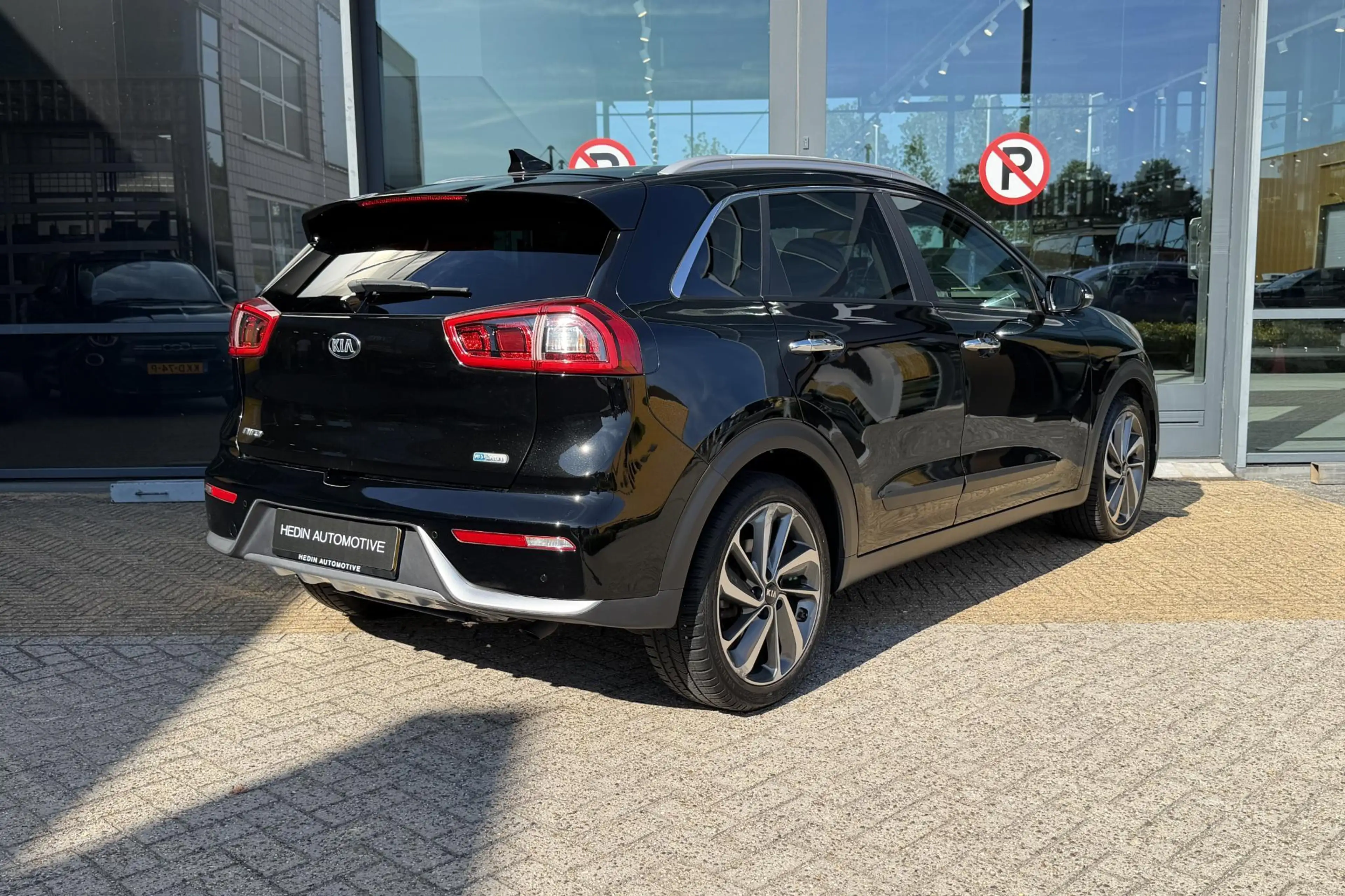 Kia Niro 1.6 GDi Hybrid Design Edition | Schuif/Opendak | N — photo 2