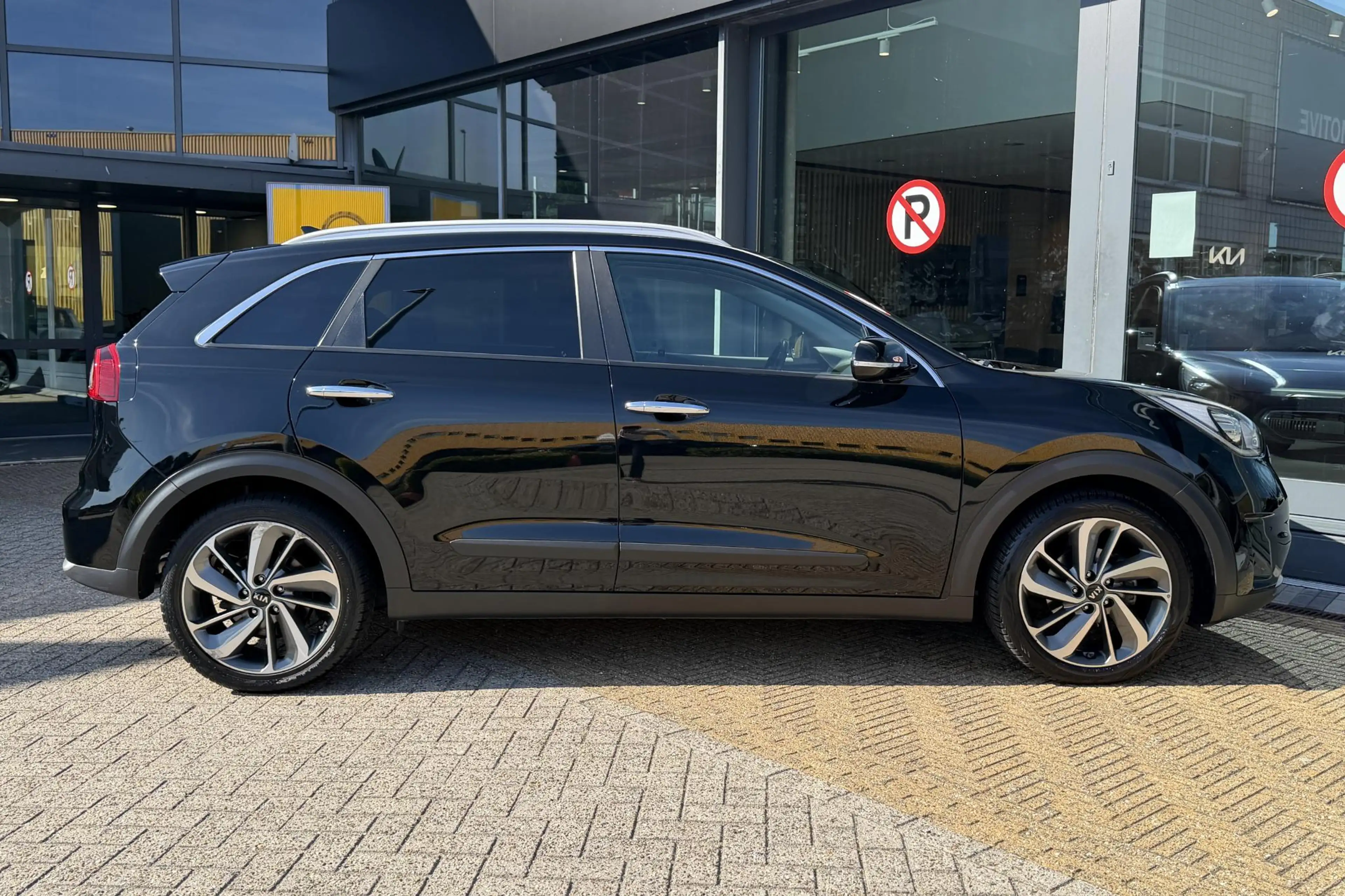 Kia Niro 1.6 GDi Hybrid Design Edition | Schuif/Opendak | N — photo 9