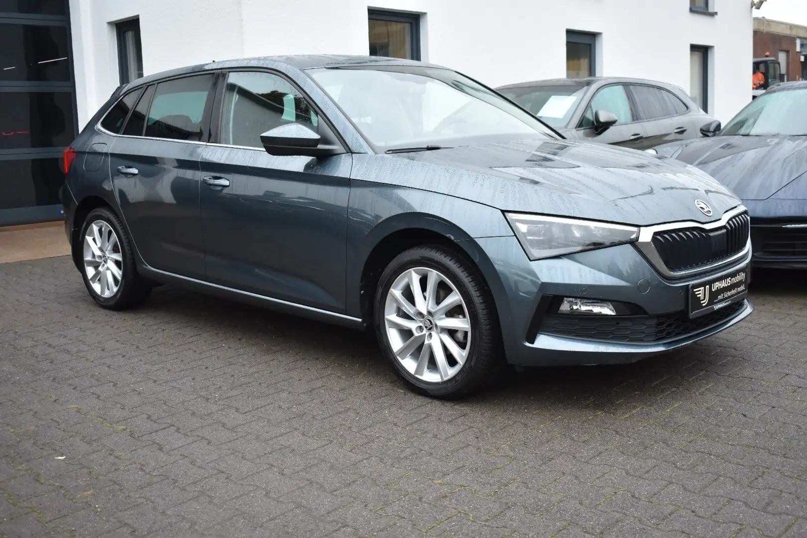 Skoda Scala Style 1.0 TSI LED/RFK/PDC/uvm. Gris - 1