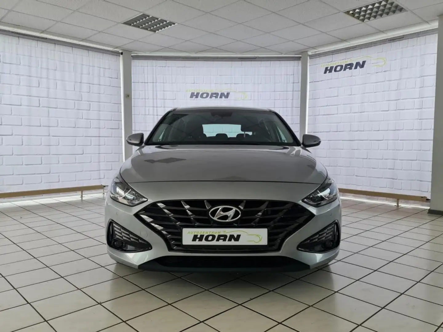 Hyundai i30 Mild-Hybrid, 1.Hand, Kamera, AppConnect, LMF Grau - 2