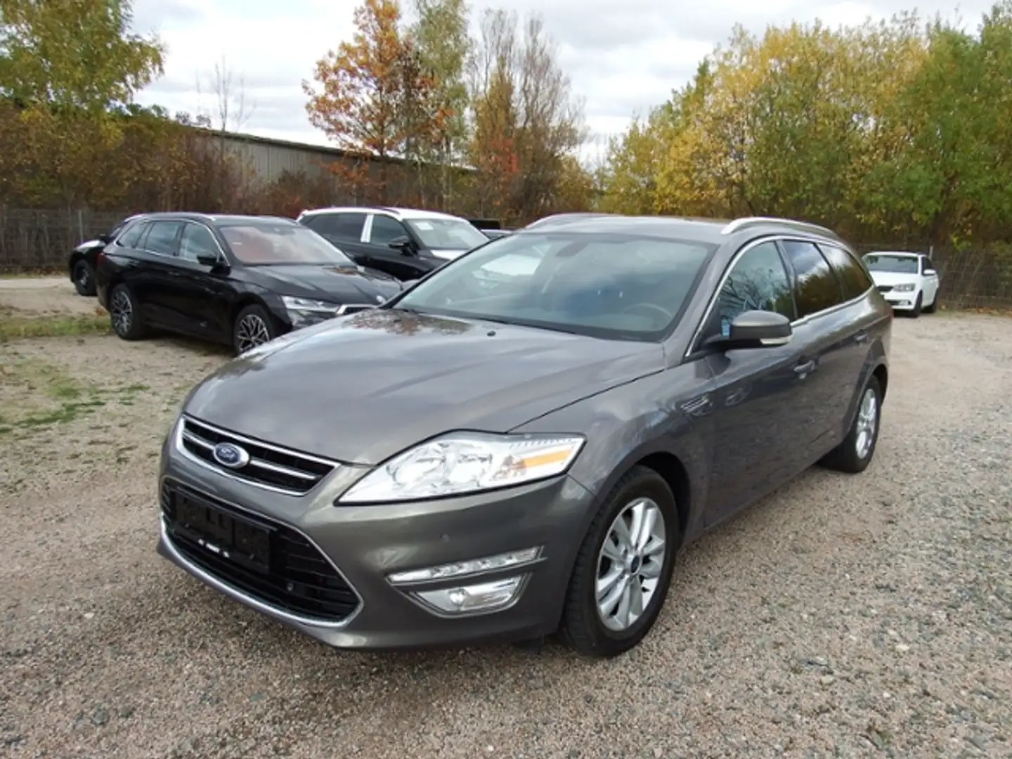 Ford Mondeo Turnier Business Edition Braun - 2