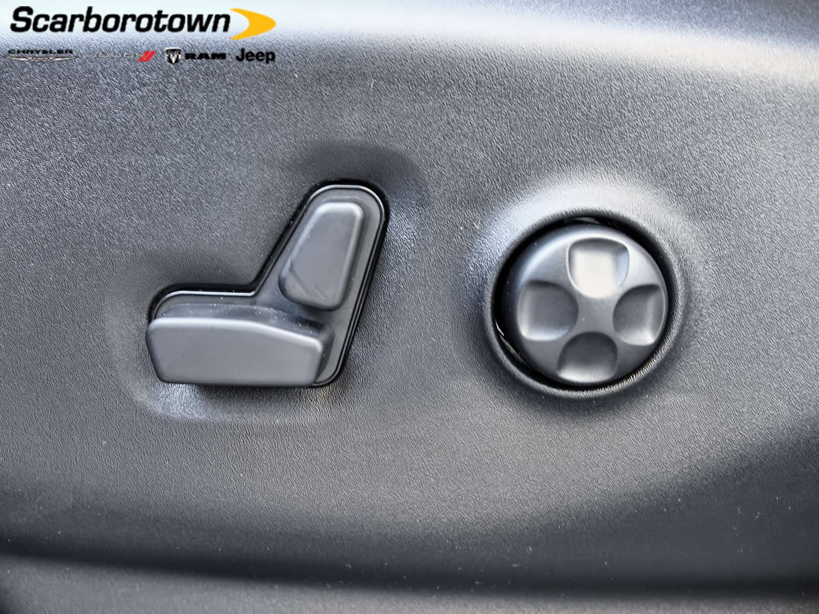 2025 Chrysler Grand Caravan