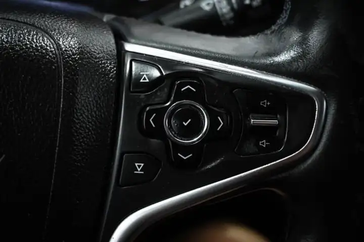 Opel Insignia 2015, foto 22