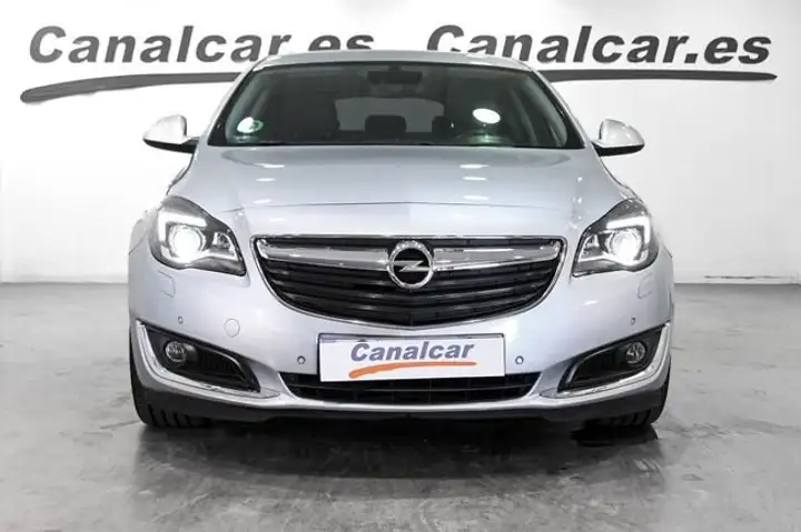 Opel Insignia 2015, foto 2