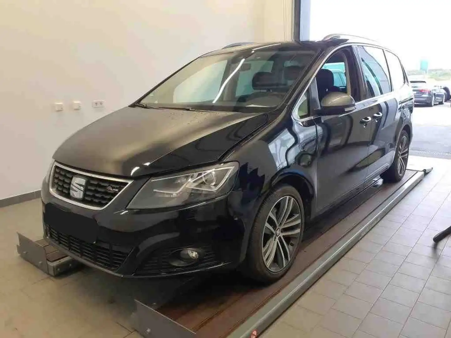 SEAT Alhambra 1.4 TSI FR-Line *AHK*PANO*NAVI*KAMERA* Schwarz - 2