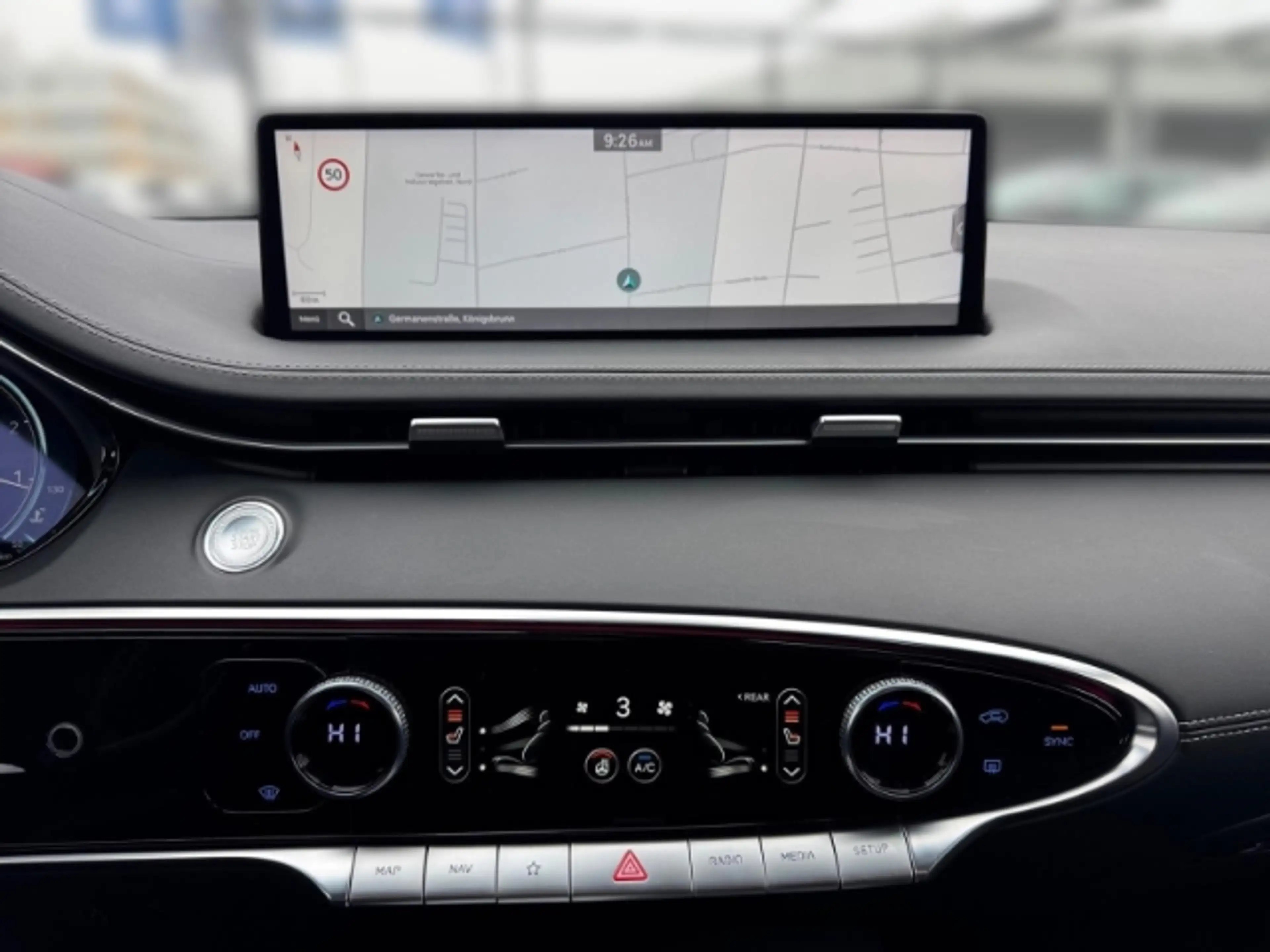 Genesis GV70 Sport 4WD Memory Sitze LED ACC El. Heckklappe Appl — photo 9