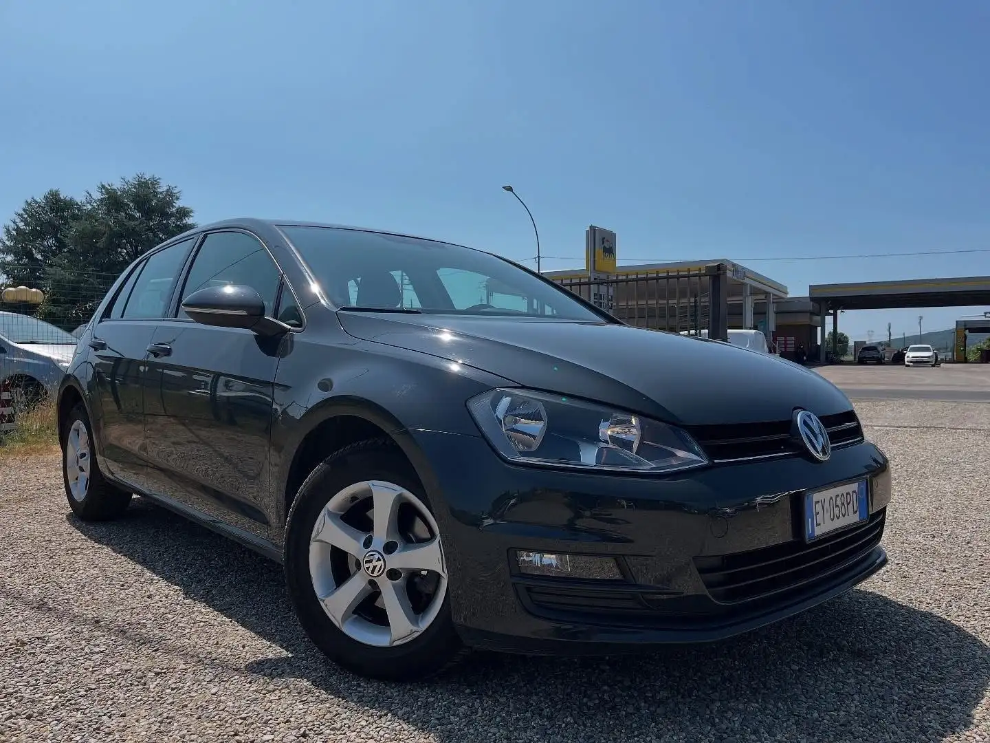 Volkswagen Golf 5p 1.6 tdi Trendline bluemotion 90cv E6 - 1