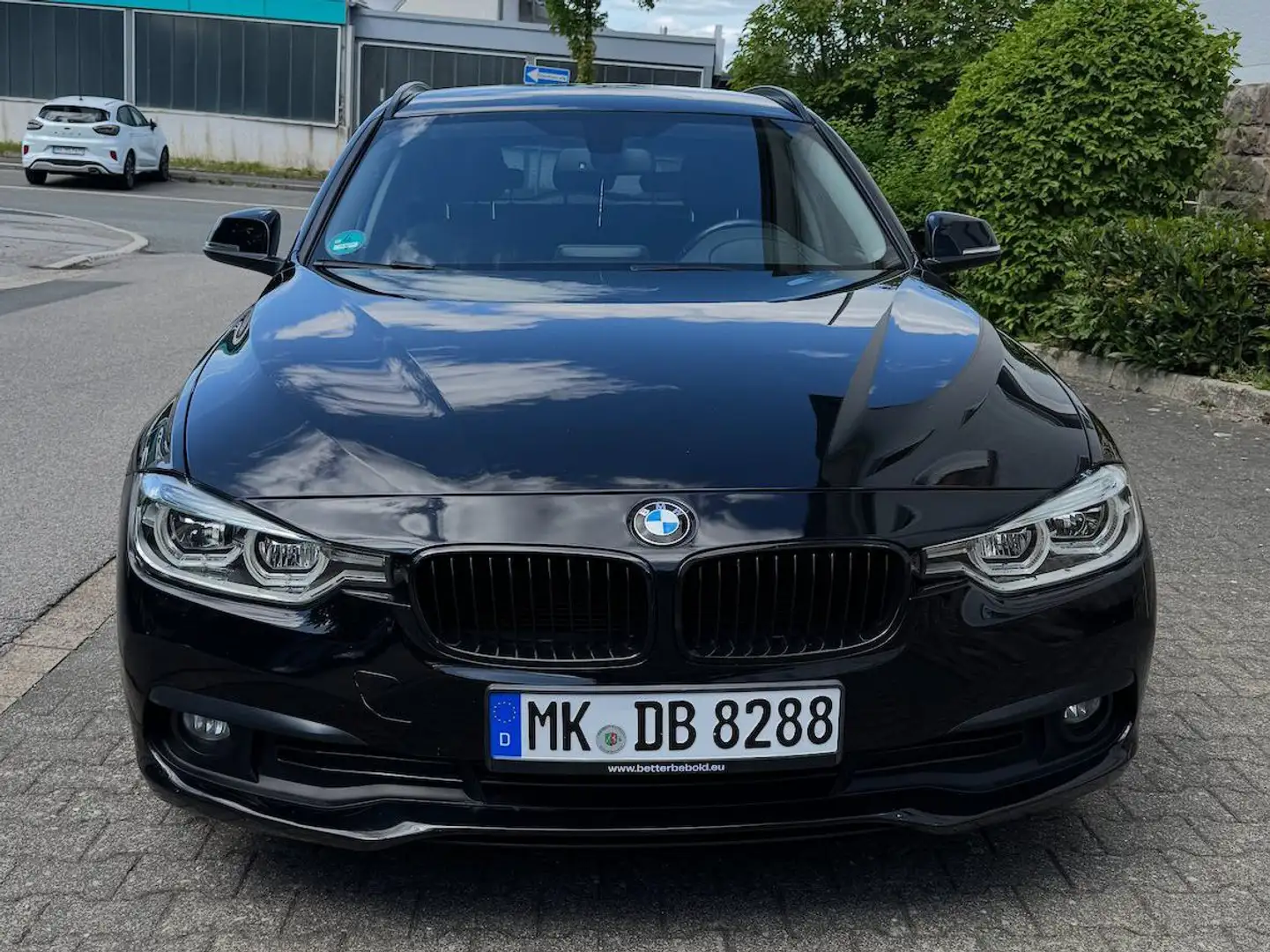 BMW 318 318i Touring Schwarz - 2
