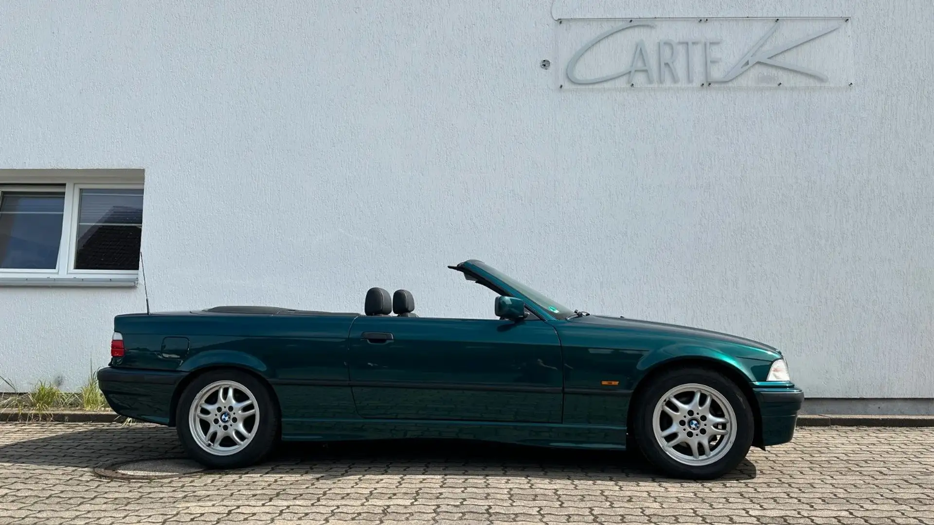 BMW 318 i Cabrio - 1