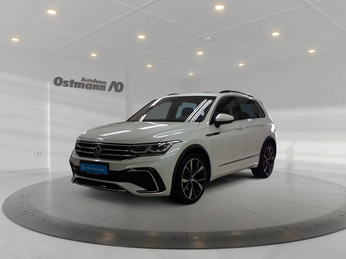 Volkswagen Tiguan R-Line 2.0 l TDI 4MOTION DSG Wit - 2