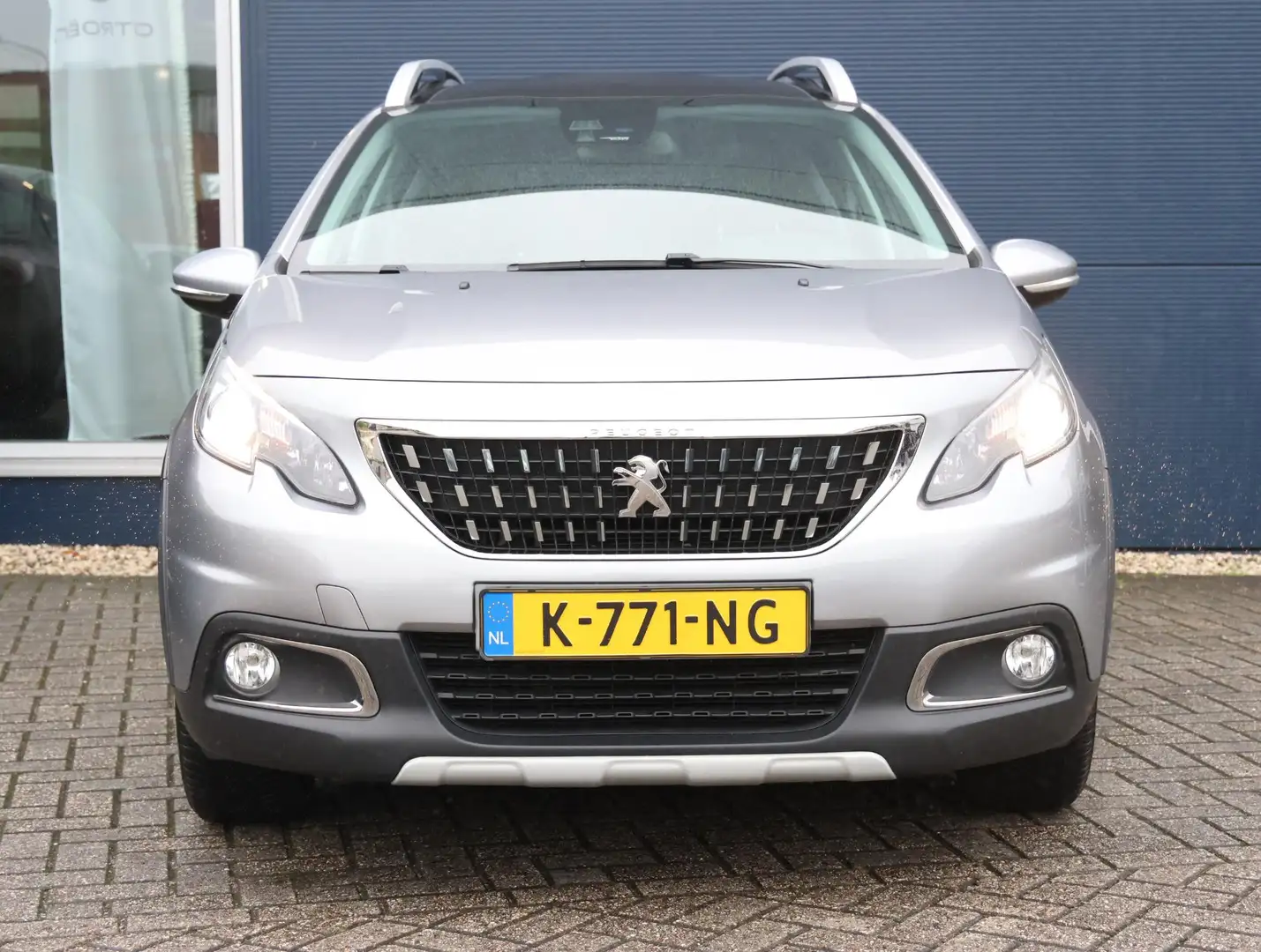 Peugeot 2008 1.2 PureTech GT-Line | Navigatie | Trekhaak | Stoe Grijs - 2