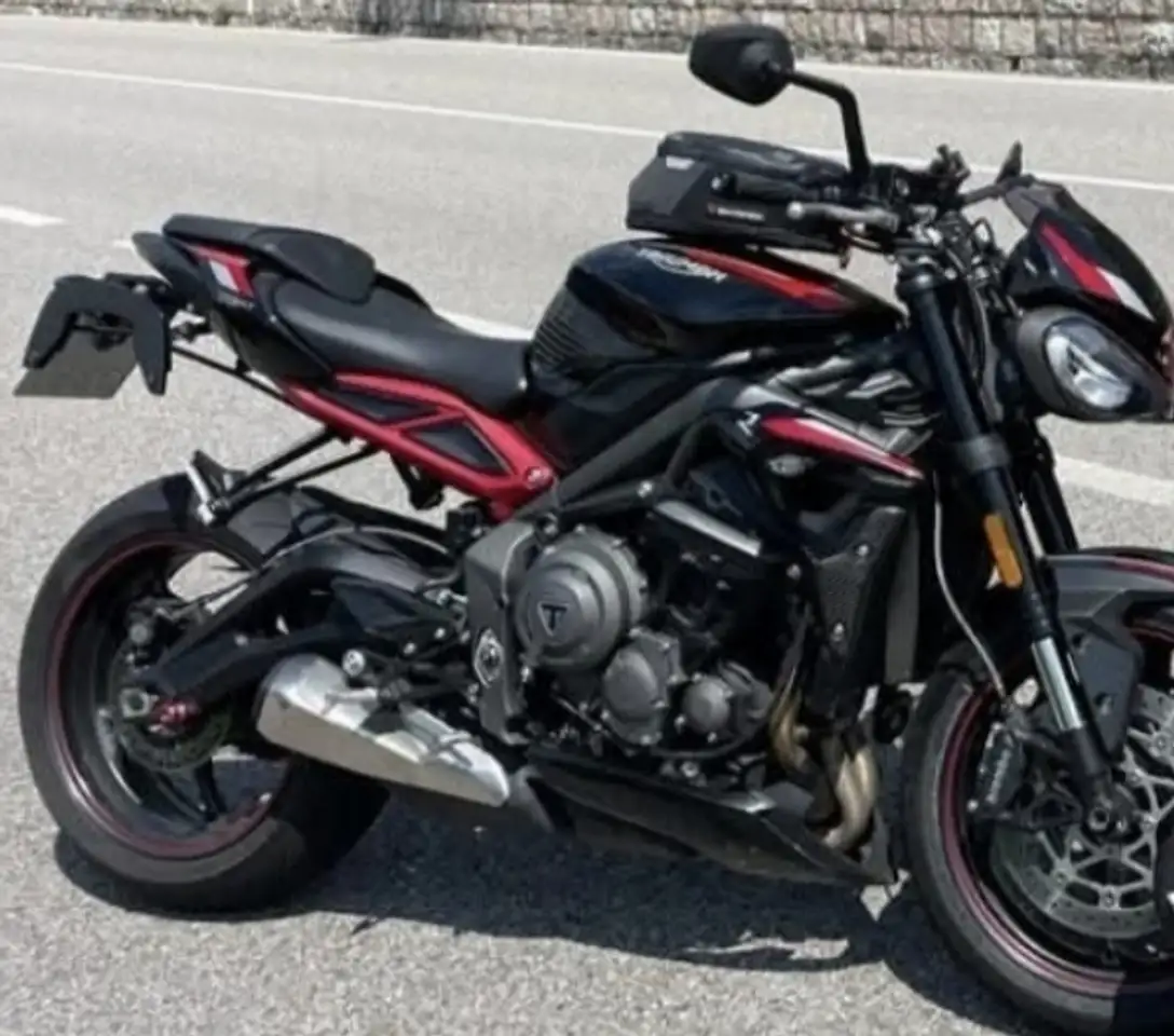 Triumph Street Triple 765