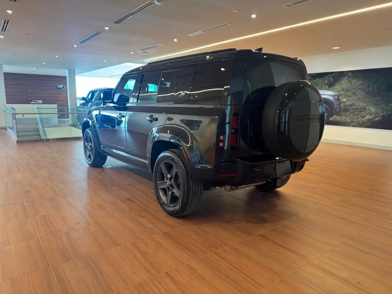 Land Rover Defender снимка Land Rover Defender