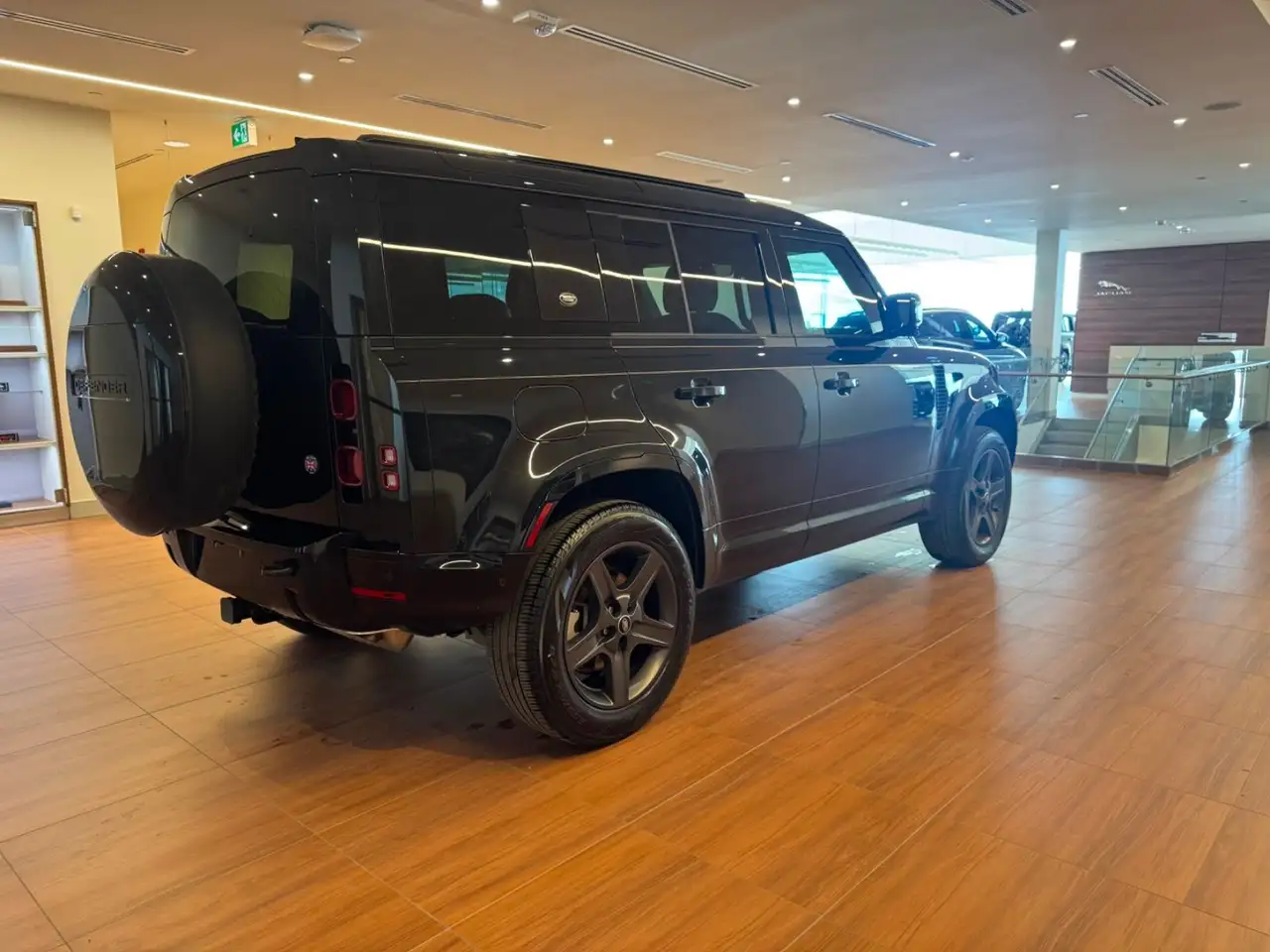 Land Rover Defender снимка Land Rover Defender