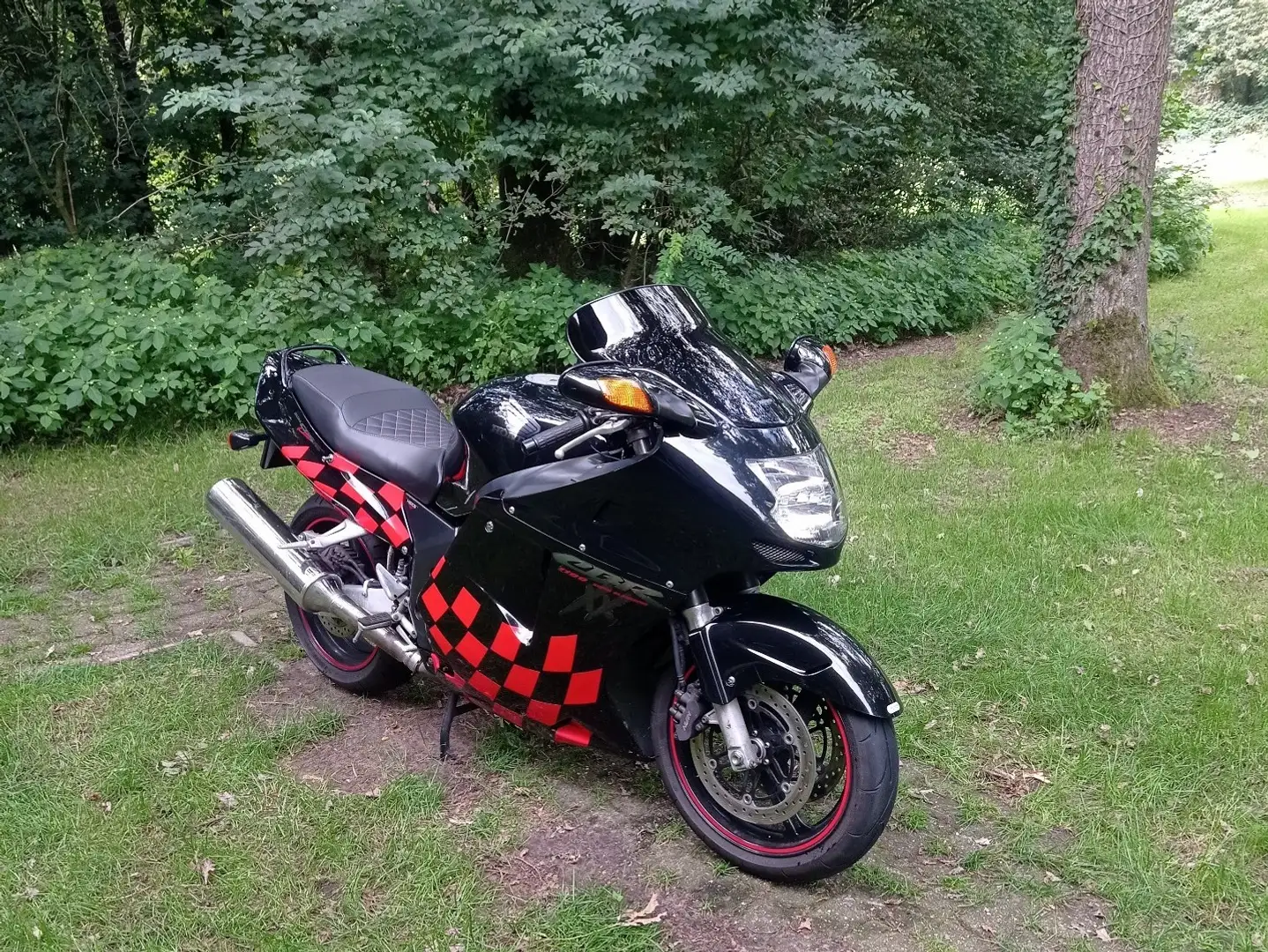 Honda CBR 1100 Negru - 1