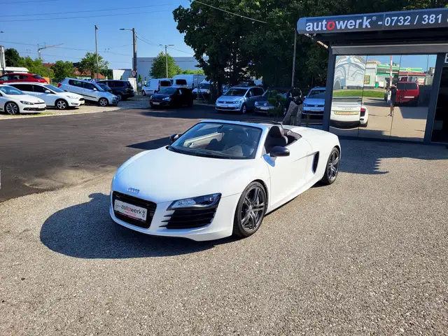 Audi R8 Spyder 4.2 FSI quattro R tronic   Keramikbremse