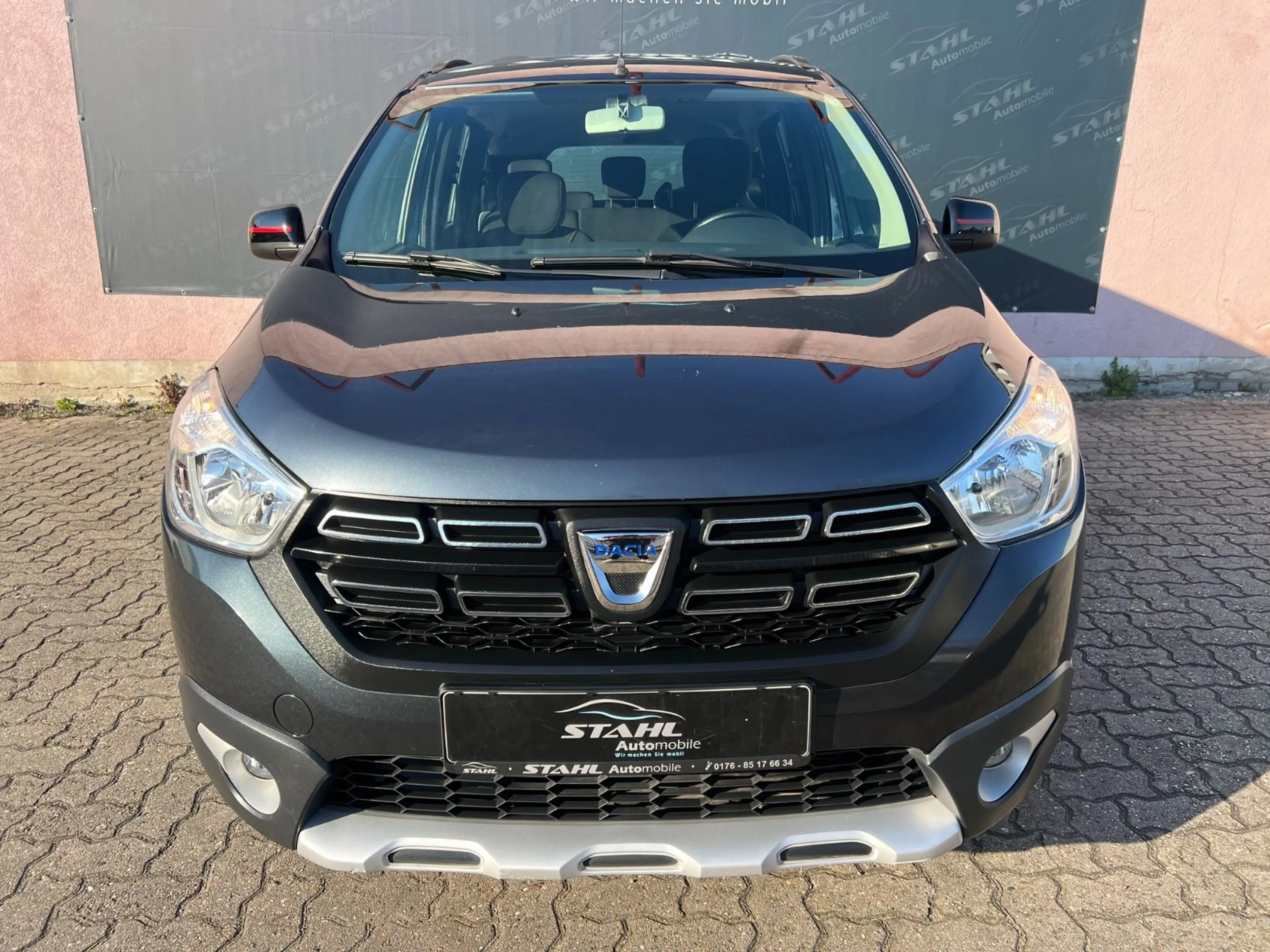Dacia Lodgy Stepway Plus*Techroad*1.Hand*7-Sitzer*Top! — photo 2