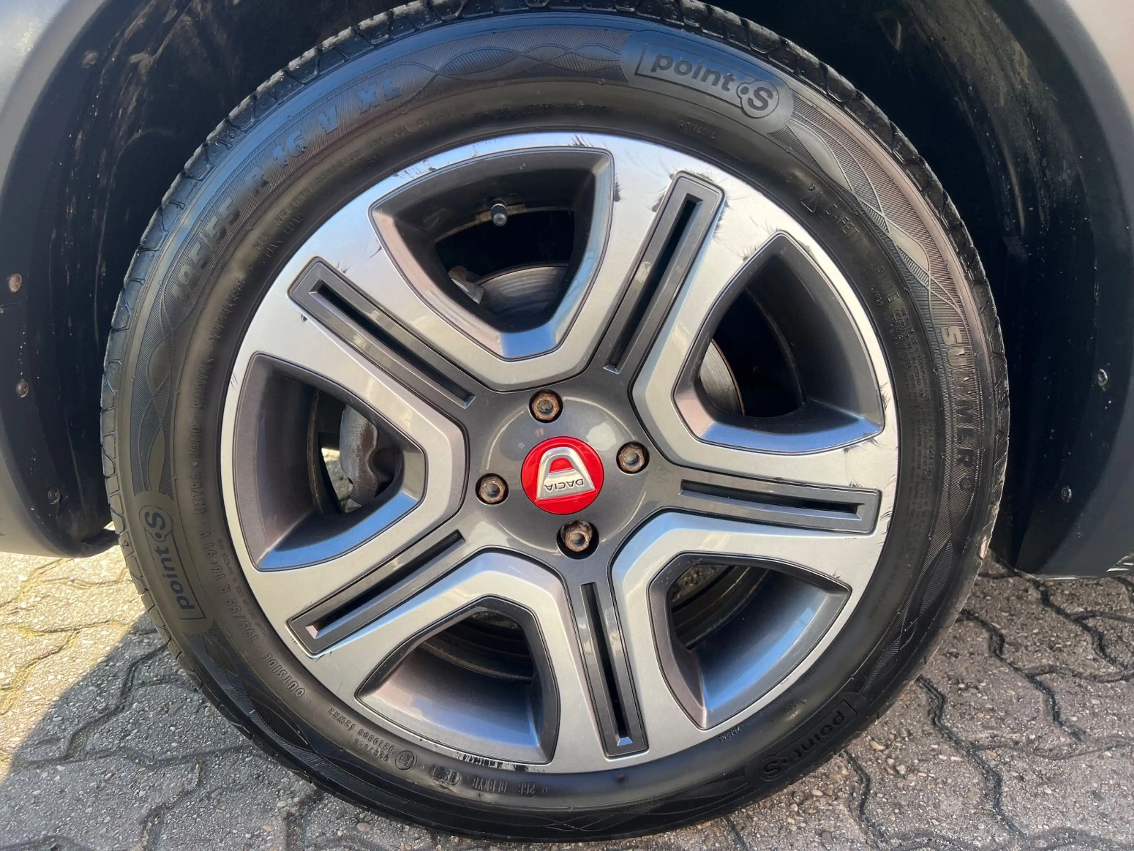 Dacia Lodgy Stepway Plus*Techroad*1.Hand*7-Sitzer*Top! — photo 5