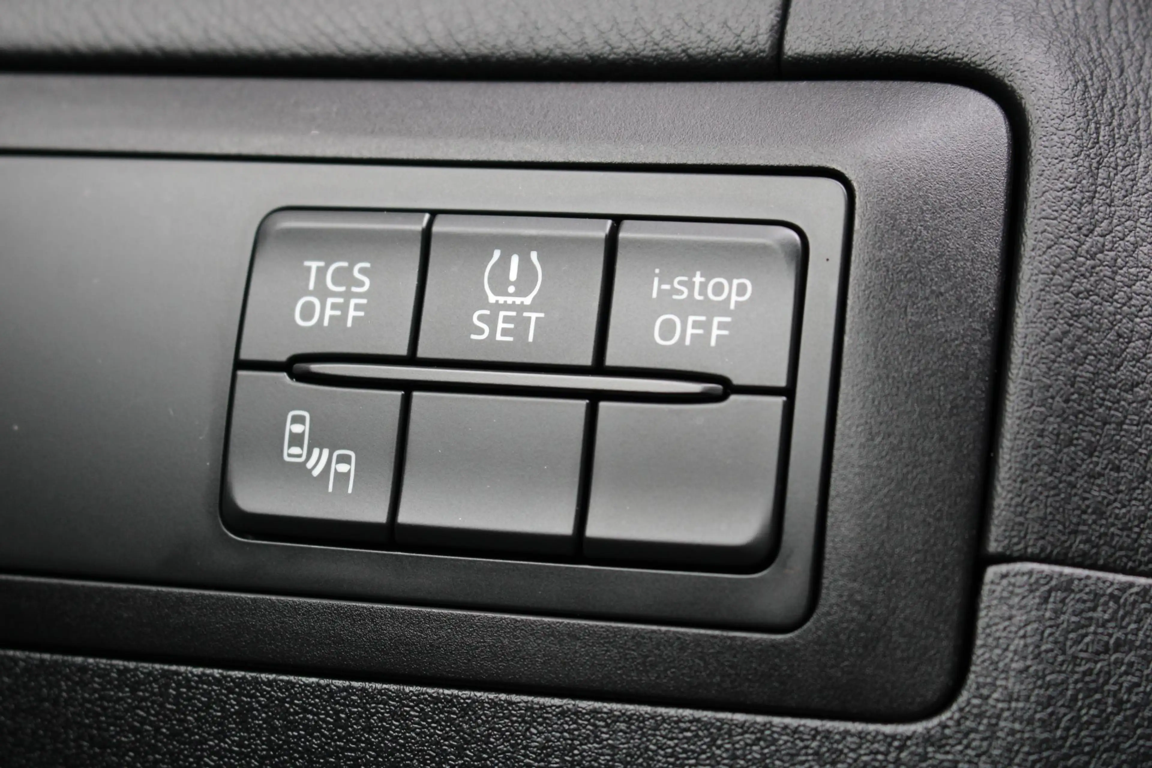 Mazda CX-5 2.0 SkyActiv-G 165 GT-M Line 2WD | Camera| Trekhaa — photo 23