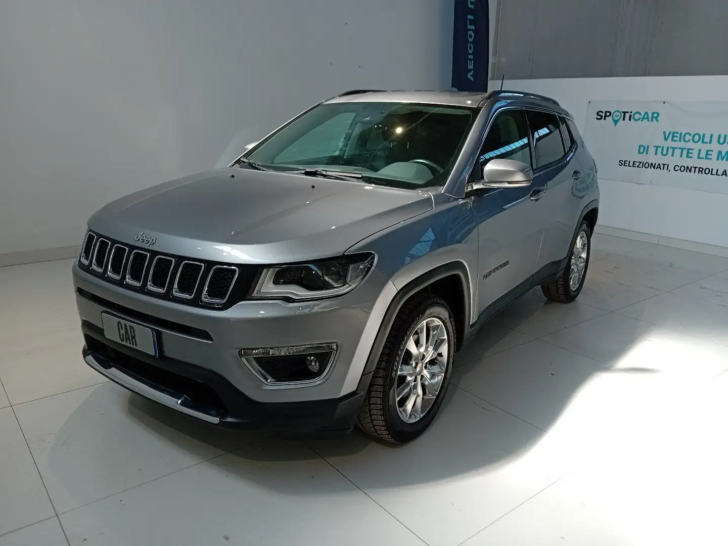 Jeep Compass 1.6 Multijet II 2WD Limited Silber - 1