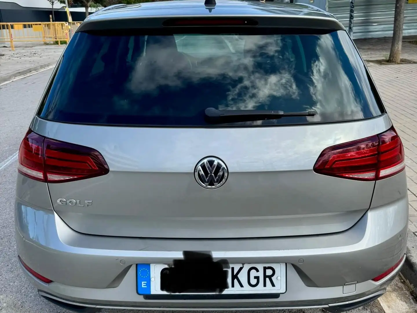 Volkswagen Golf Golf 1.4 TSI Advance DSG7 92kW(4.75) Advance Plateado - 2