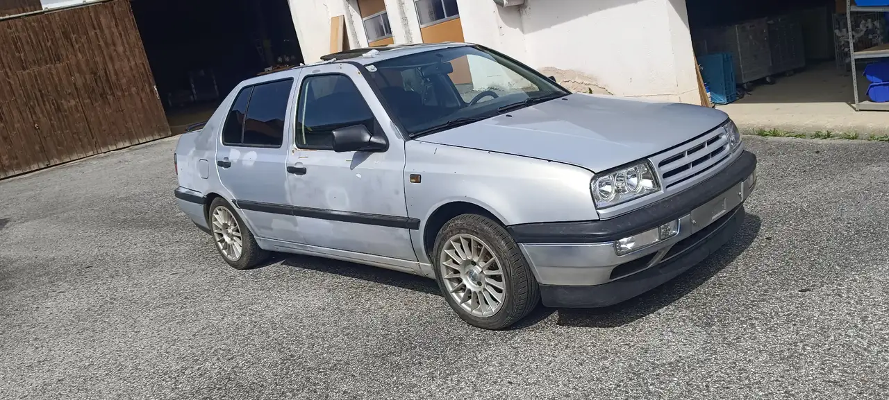 Volkswagen Vento CL TDI Europe, foto 12