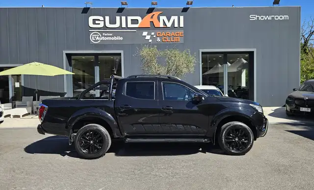 Nissan Navara Navara 2.3 D. cab 4wd auto