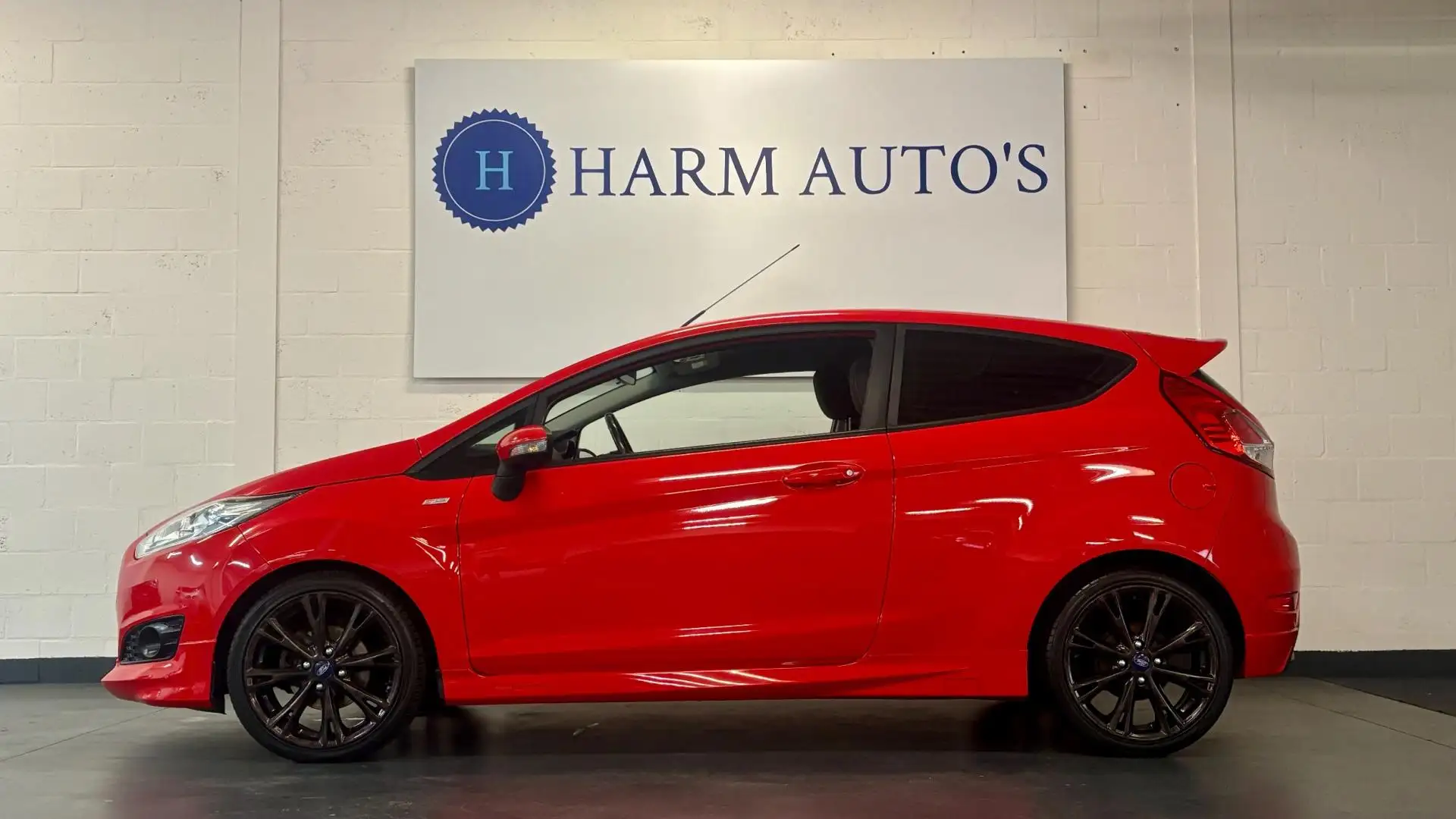 Ford Fiesta 1.0 EcoBoost Sport ST Line 125pk Clima/ Cruise / P Rood - 2