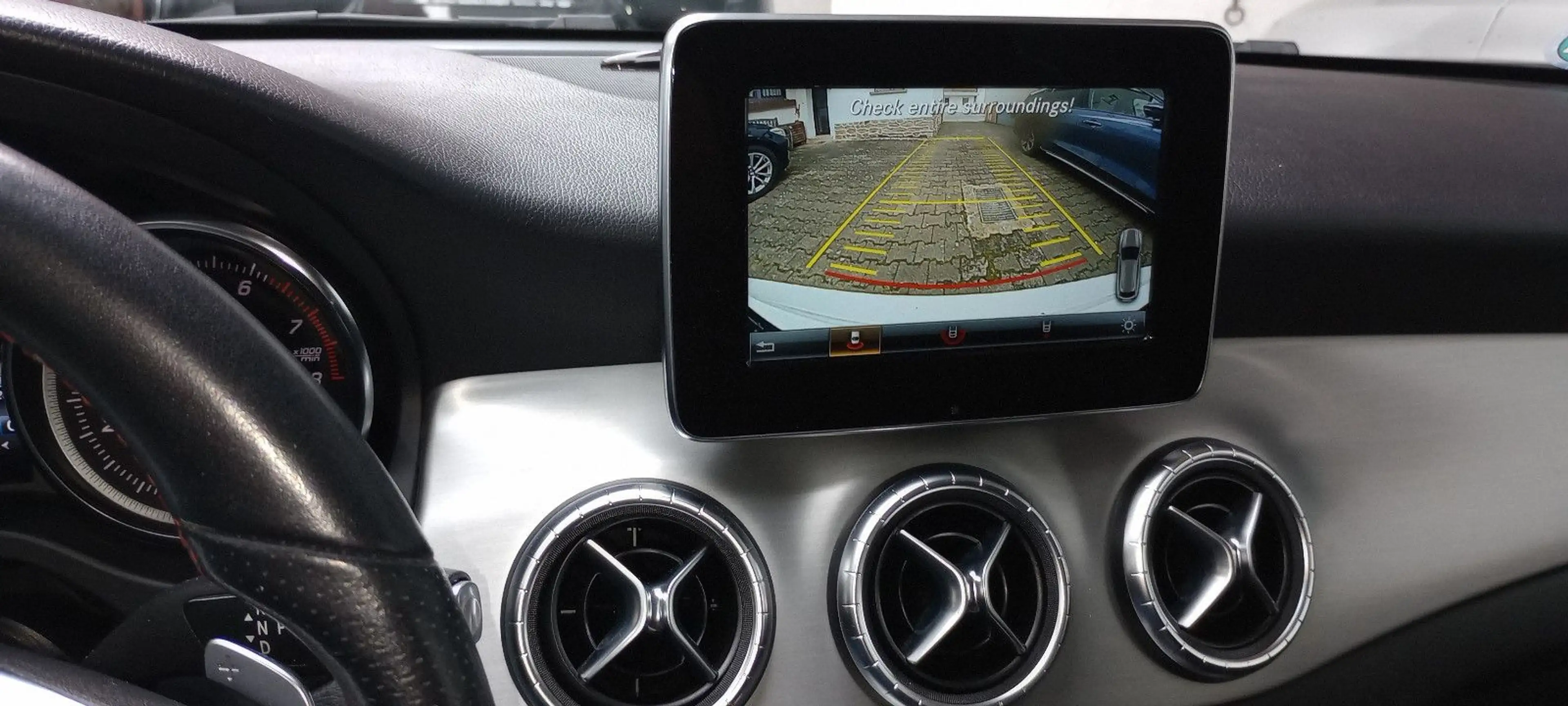 Mercedes-Benz CLA 200 AMG Auto Navi Rückf eHeckk Scheckheft — photo 4