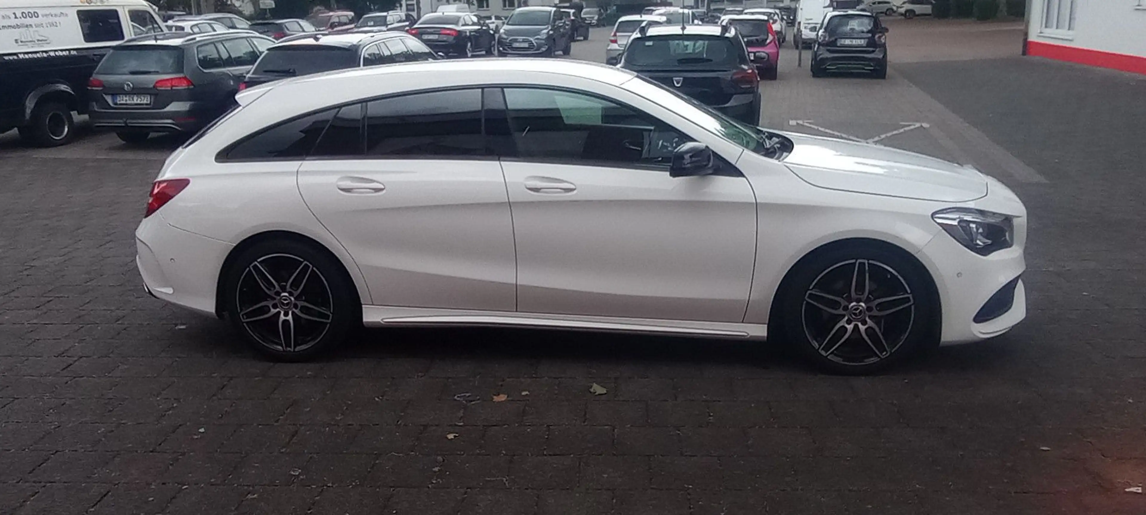 Mercedes-Benz CLA 200 AMG Auto Navi Rückf eHeckk Scheckheft — photo 9