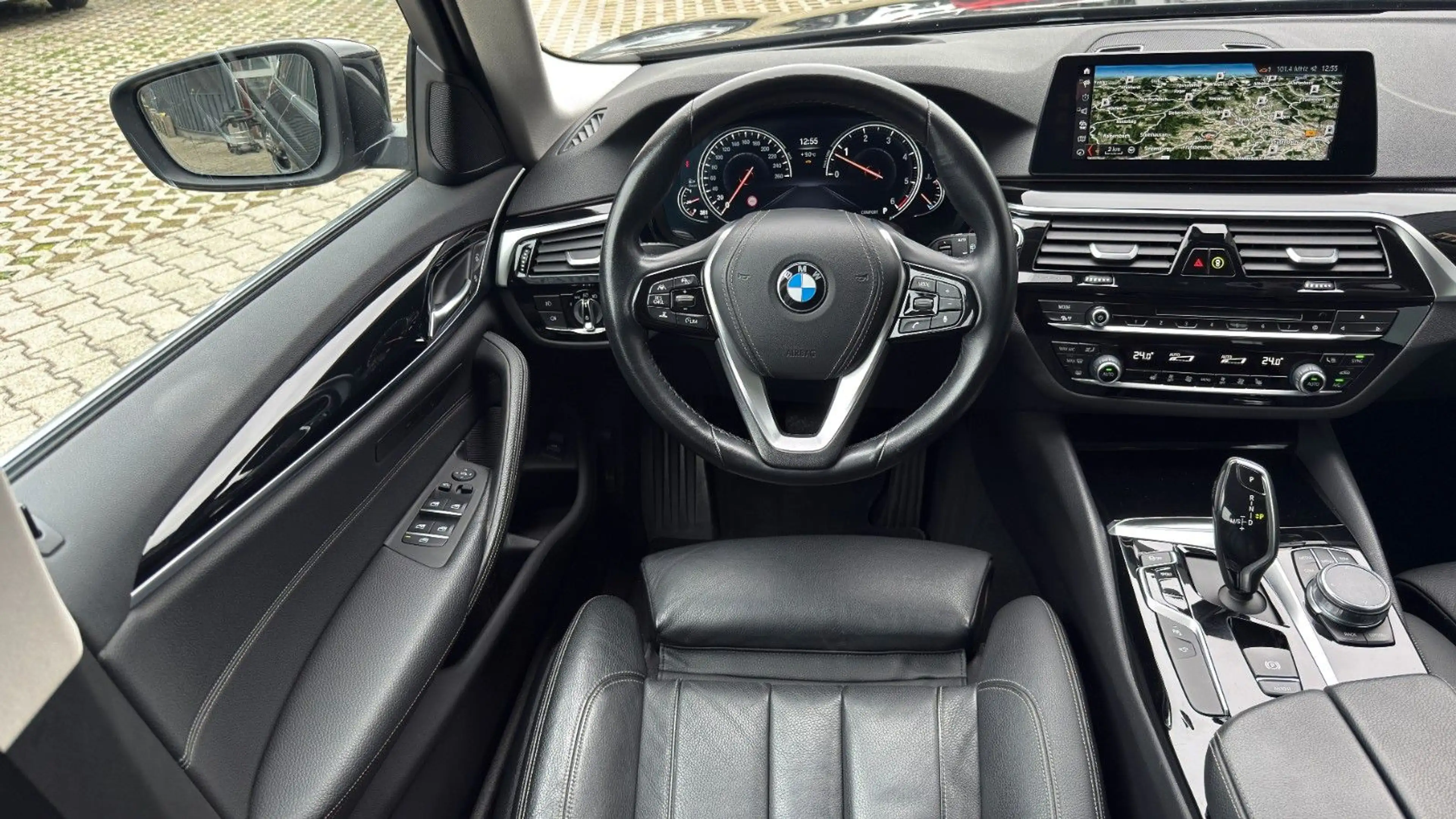 BMW 530 dxDr LEDER-KOMFORT+HUD+ACC+360°+AdLED+AdDRIVE — photo 10