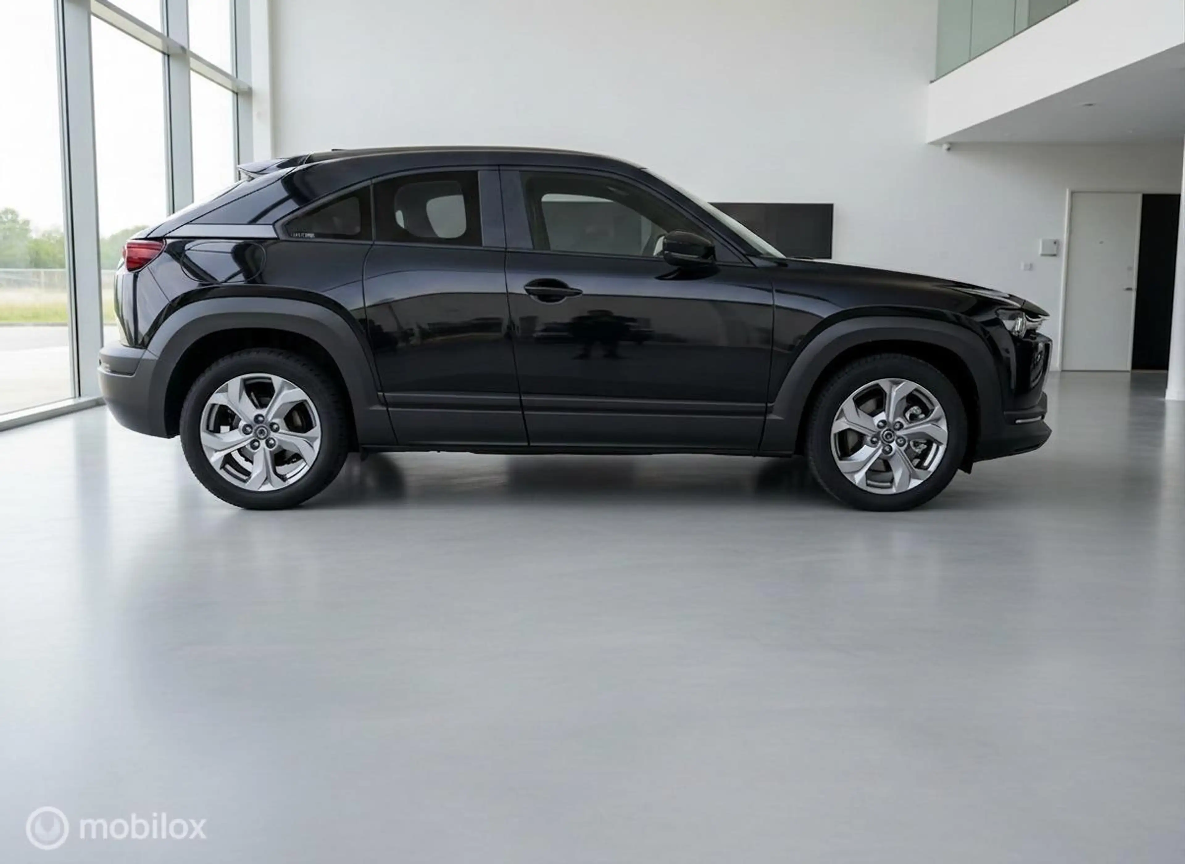 Mazda MX-30 e-SkyActiv 145 | 36 kWh | SOH 95% | MOBA | Camera — photo 7