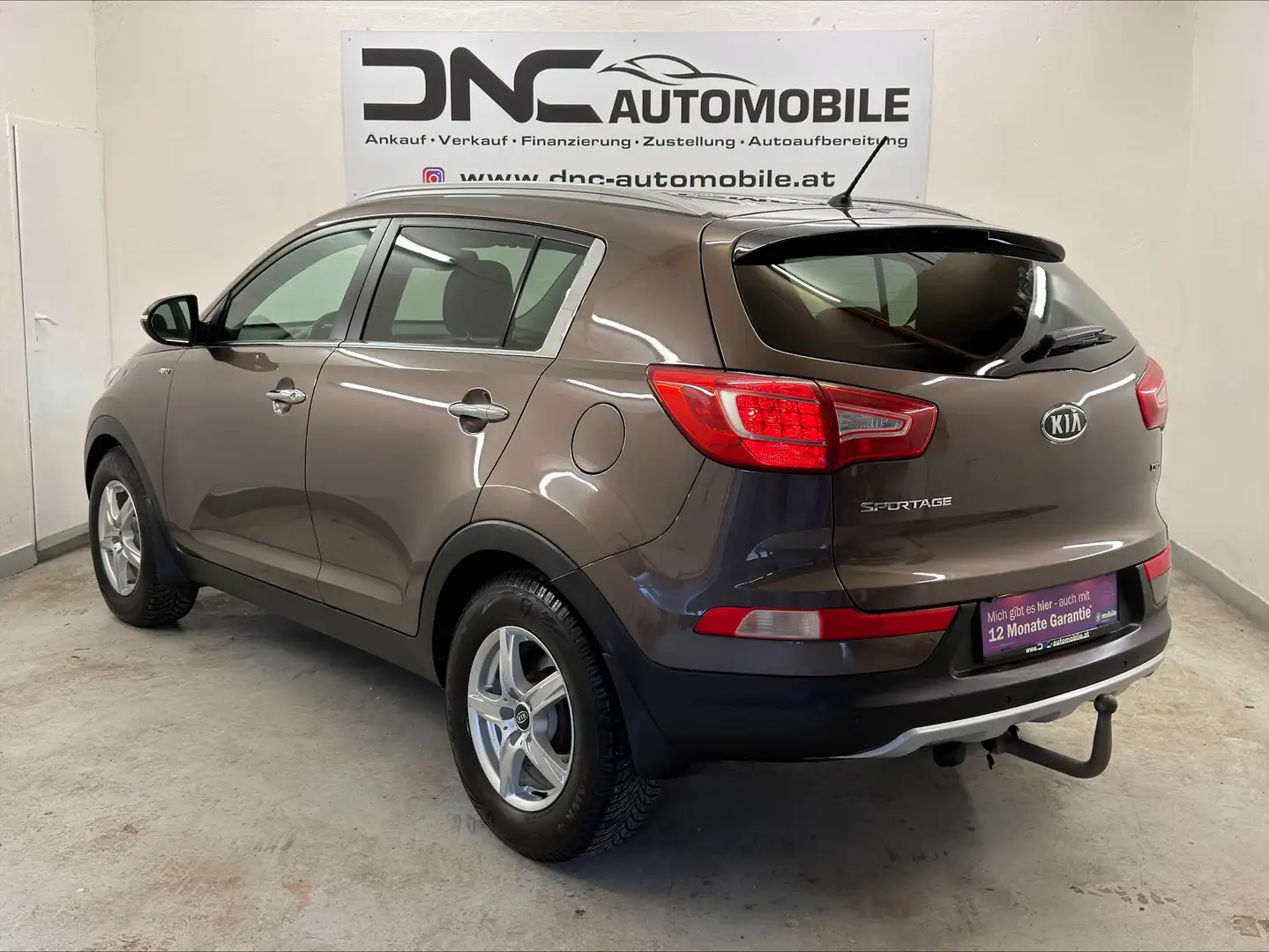 Kia Sportage Active 2,0 CRDi 4WD DPF Aut.*AHK*SHZ* Braun - 2