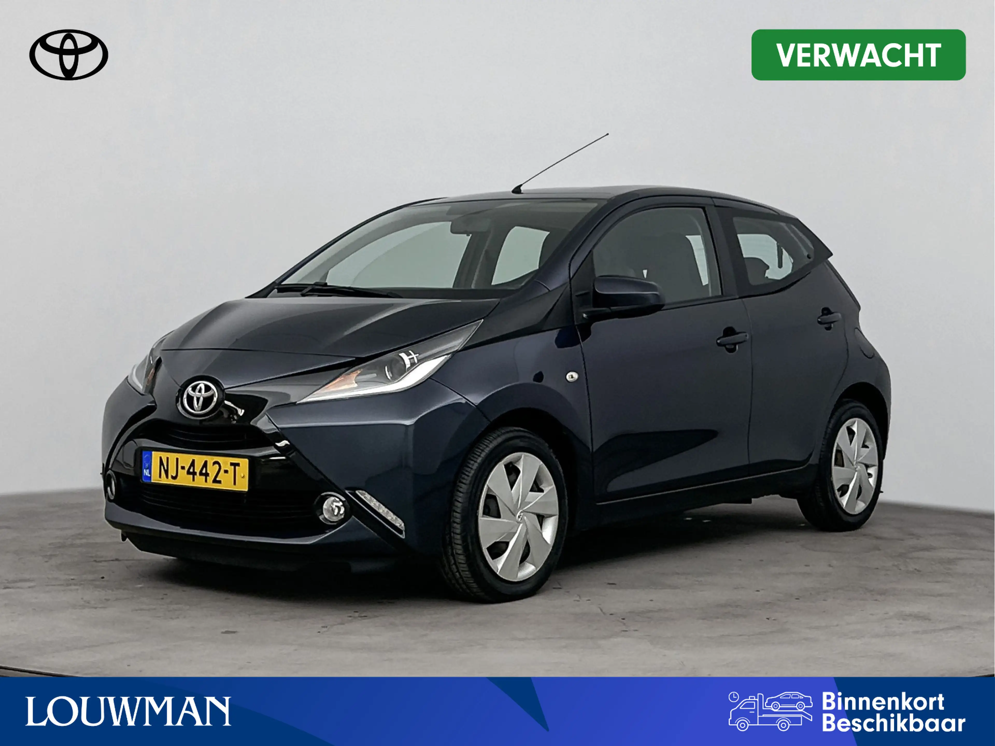 Toyota Aygo 1.0 VVT-i x-play | Parkeercamera | Airco | Metalli