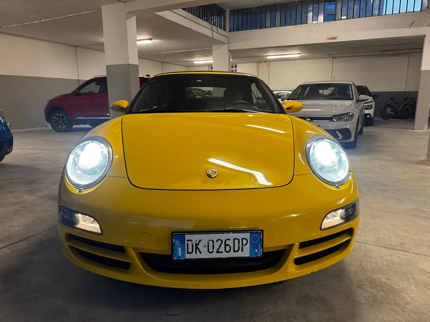 Porsche 911 911 V Carrera 997 2004 Cabrio Cabrio 3.6 Carrera Sárga - 2