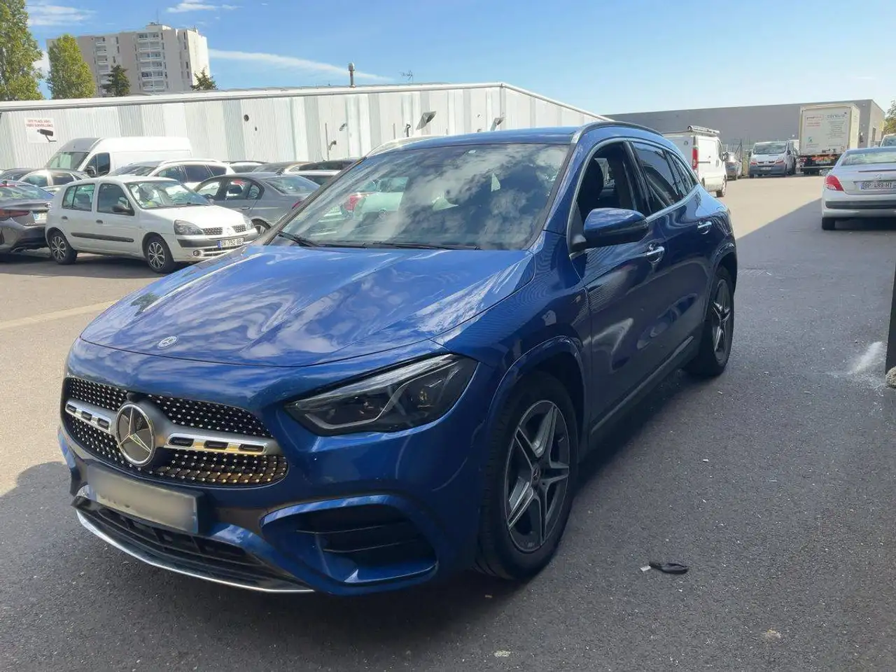 Mercedes-Benz GLA 200