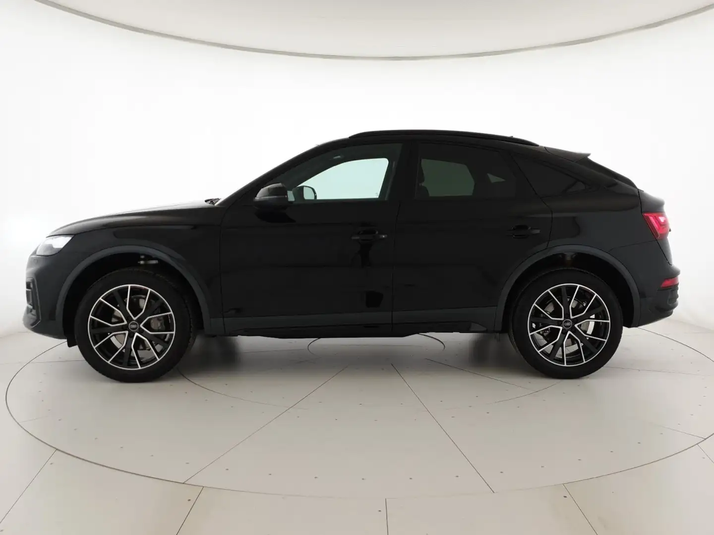 Audi Q5 Sportback 40TDI 204CV quattro Str BusinessAdvanced Nero - 2