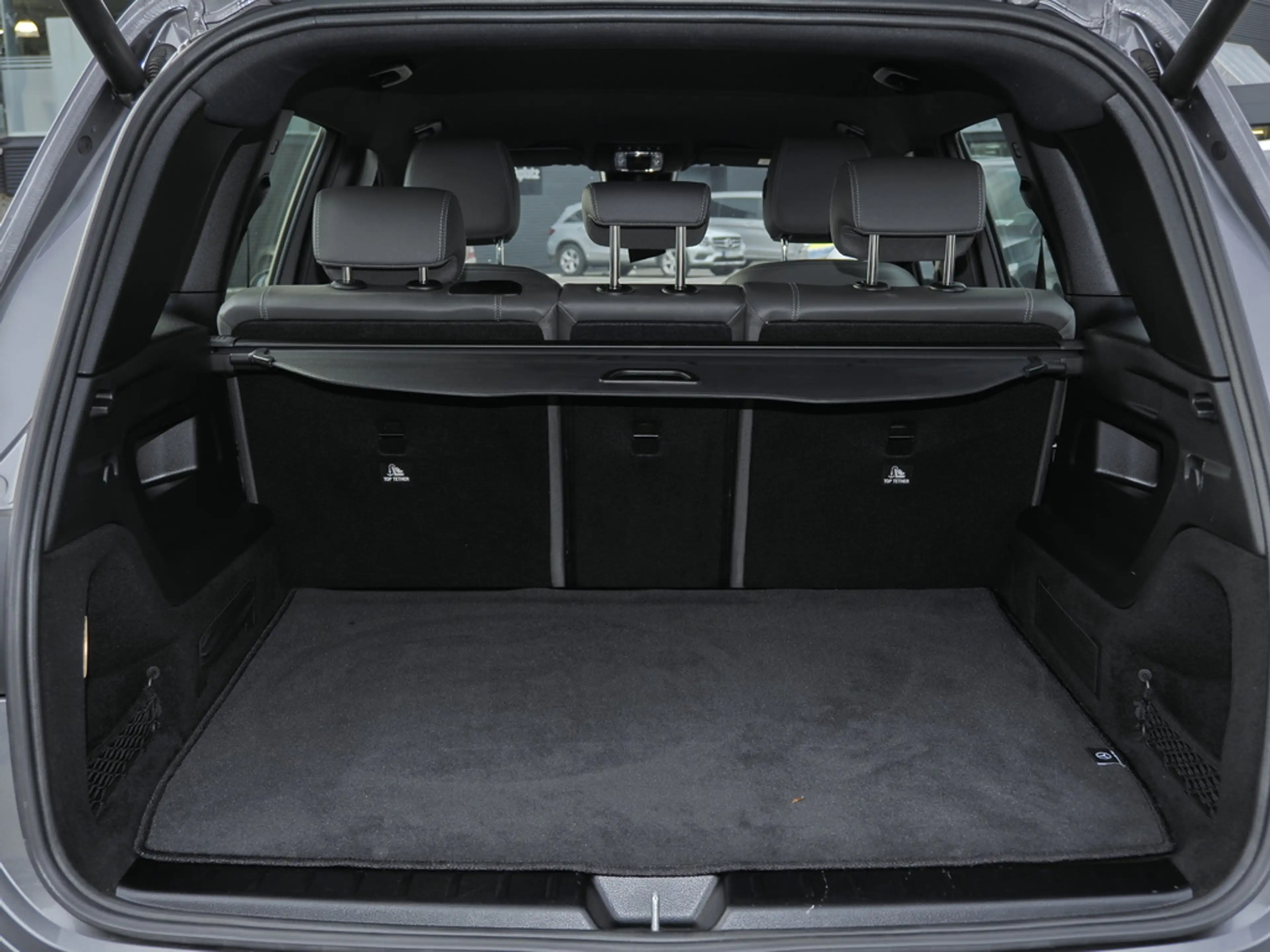 Mercedes-Benz EQB 300 4M ELECTRIC ART ADVANCED+ LED KAMERA — photo 15