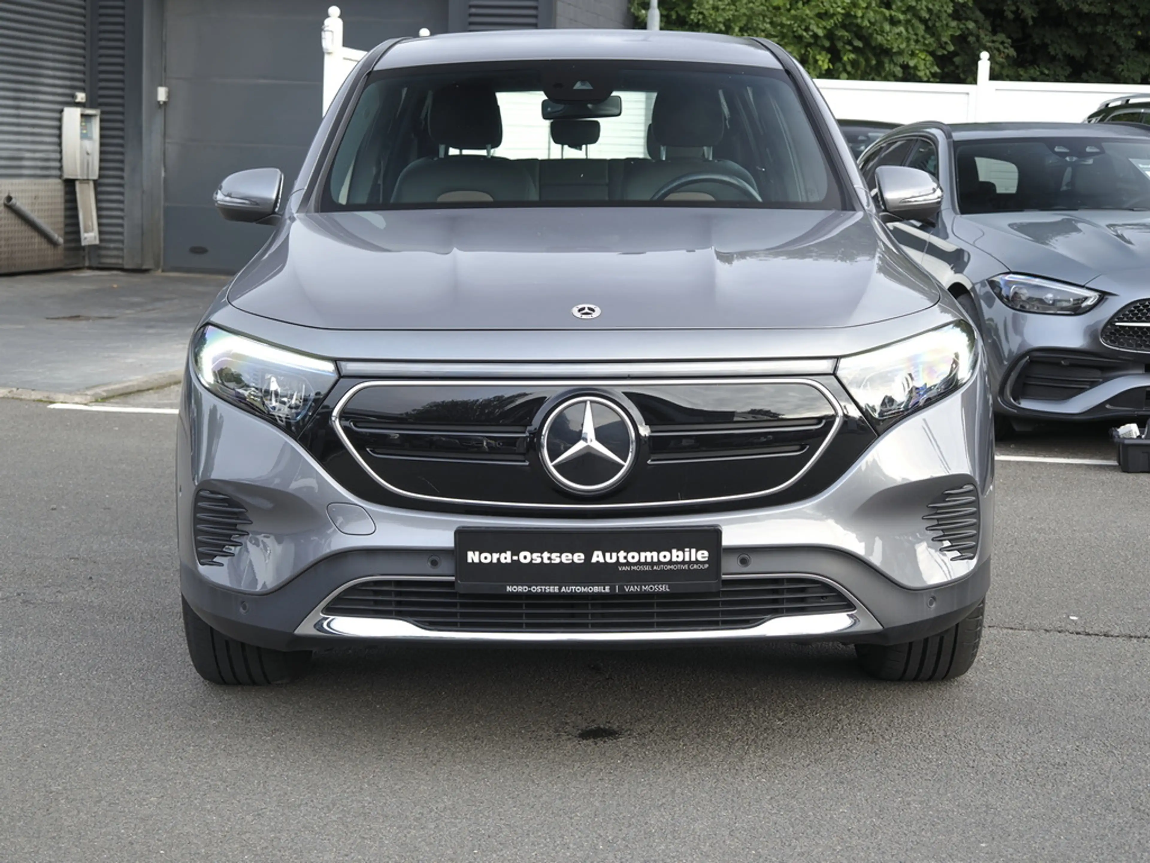 Mercedes-Benz EQB 300 4M ELECTRIC ART ADVANCED+ LED KAMERA — photo 4