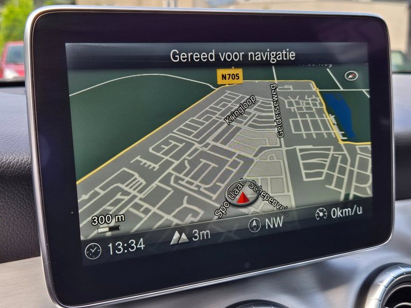 Mercedes-Benz CLA 180 Shooting Brake Schuifdak I Navi I Camera — photo 10