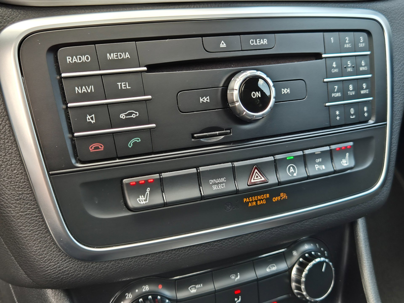 Mercedes-Benz CLA 180 Shooting Brake Schuifdak I Navi I Camera — photo 8