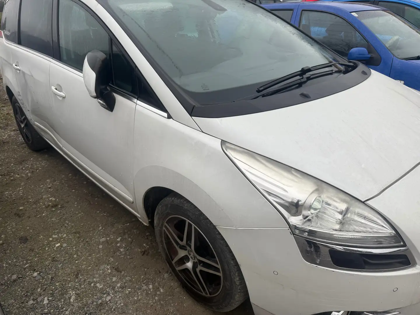 Peugeot 5008 5008 1,6 HDI Exclusive  FAP Euro 5 - 2