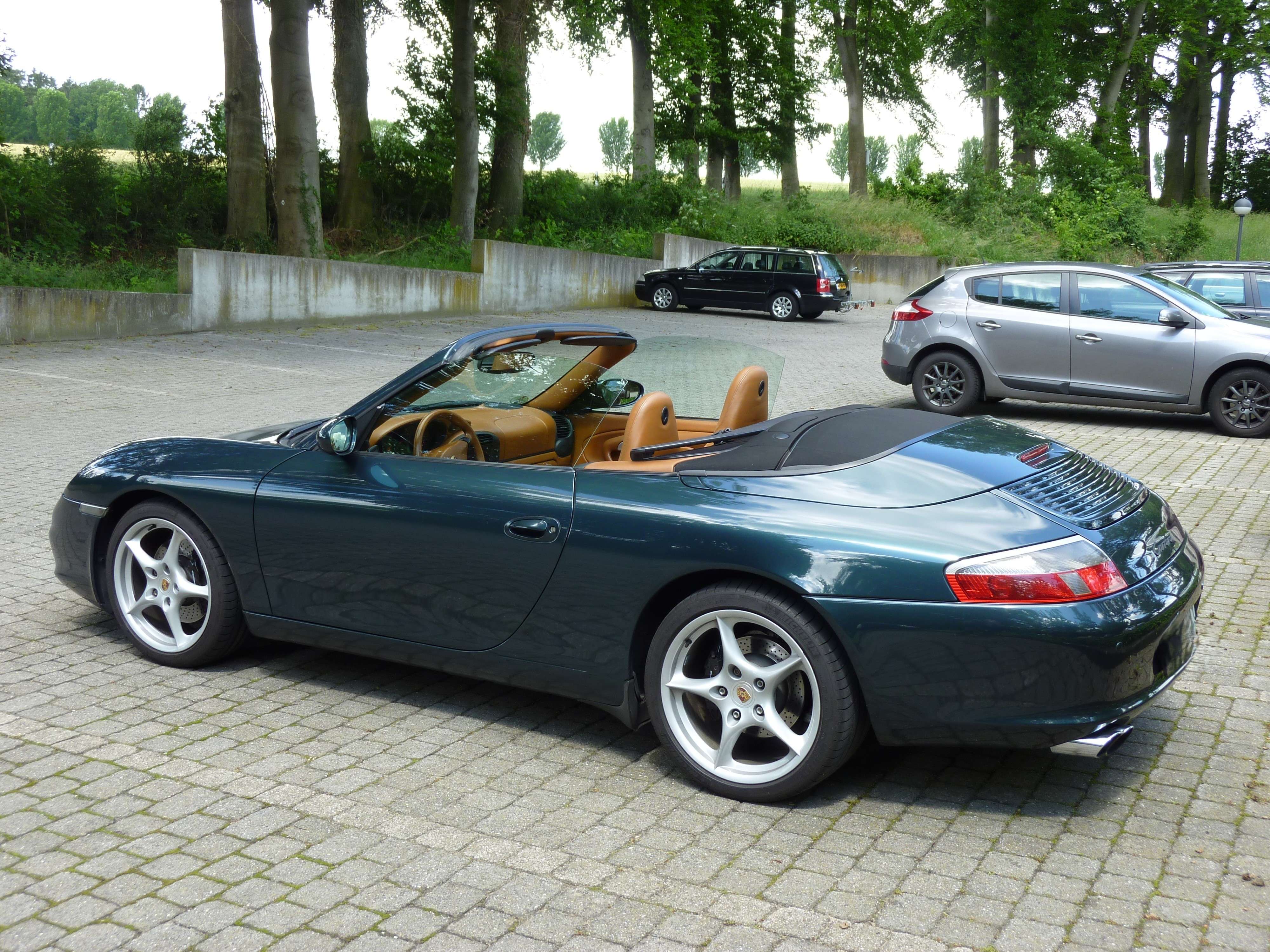 Second hand Porsche 911 