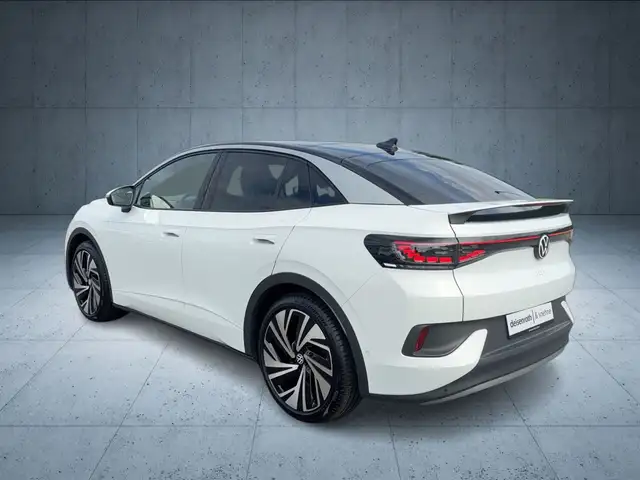 Volkswagen Id.5 view 4
