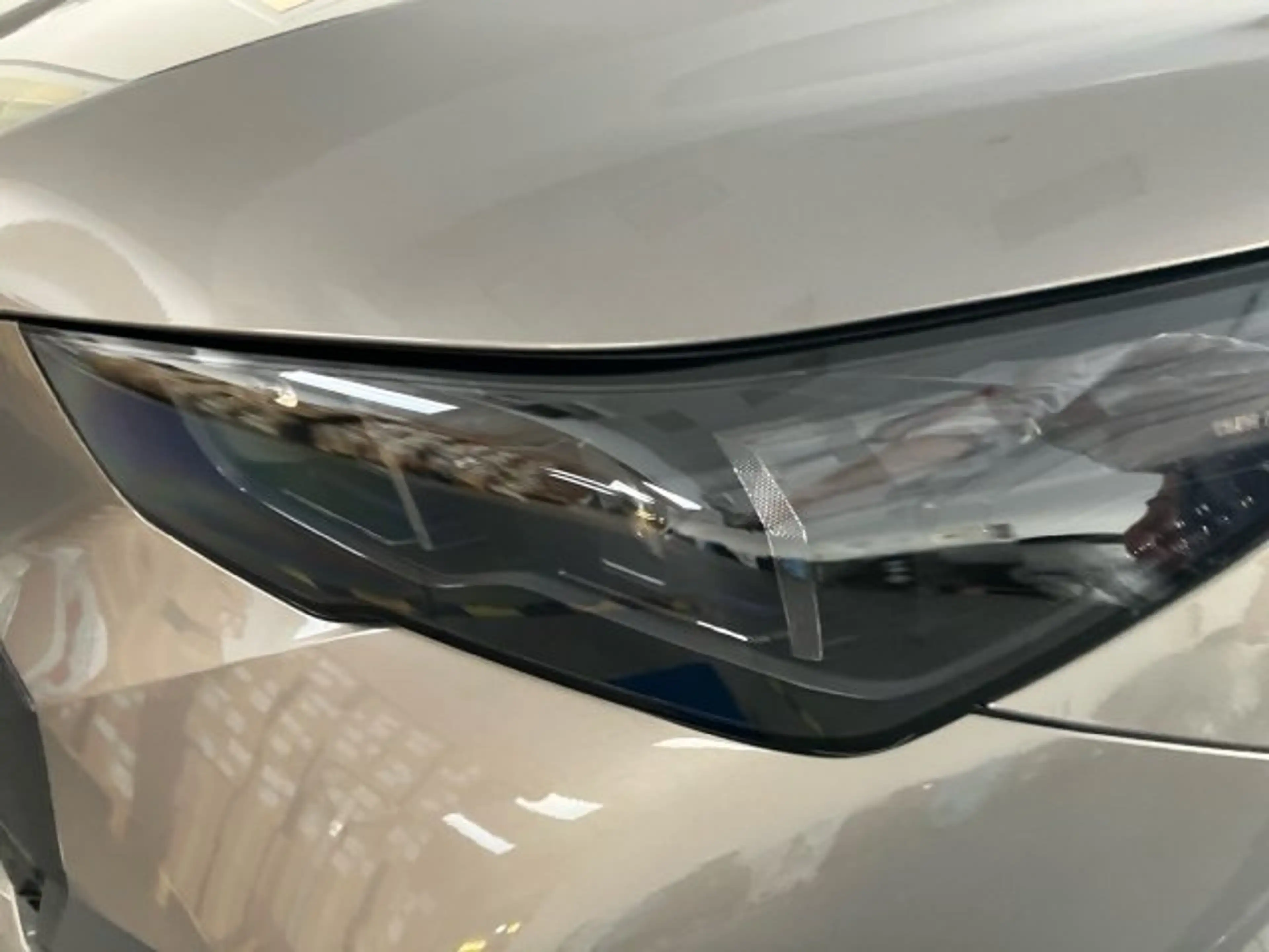 BMW i5 xDrive40 Touring — photo 8
