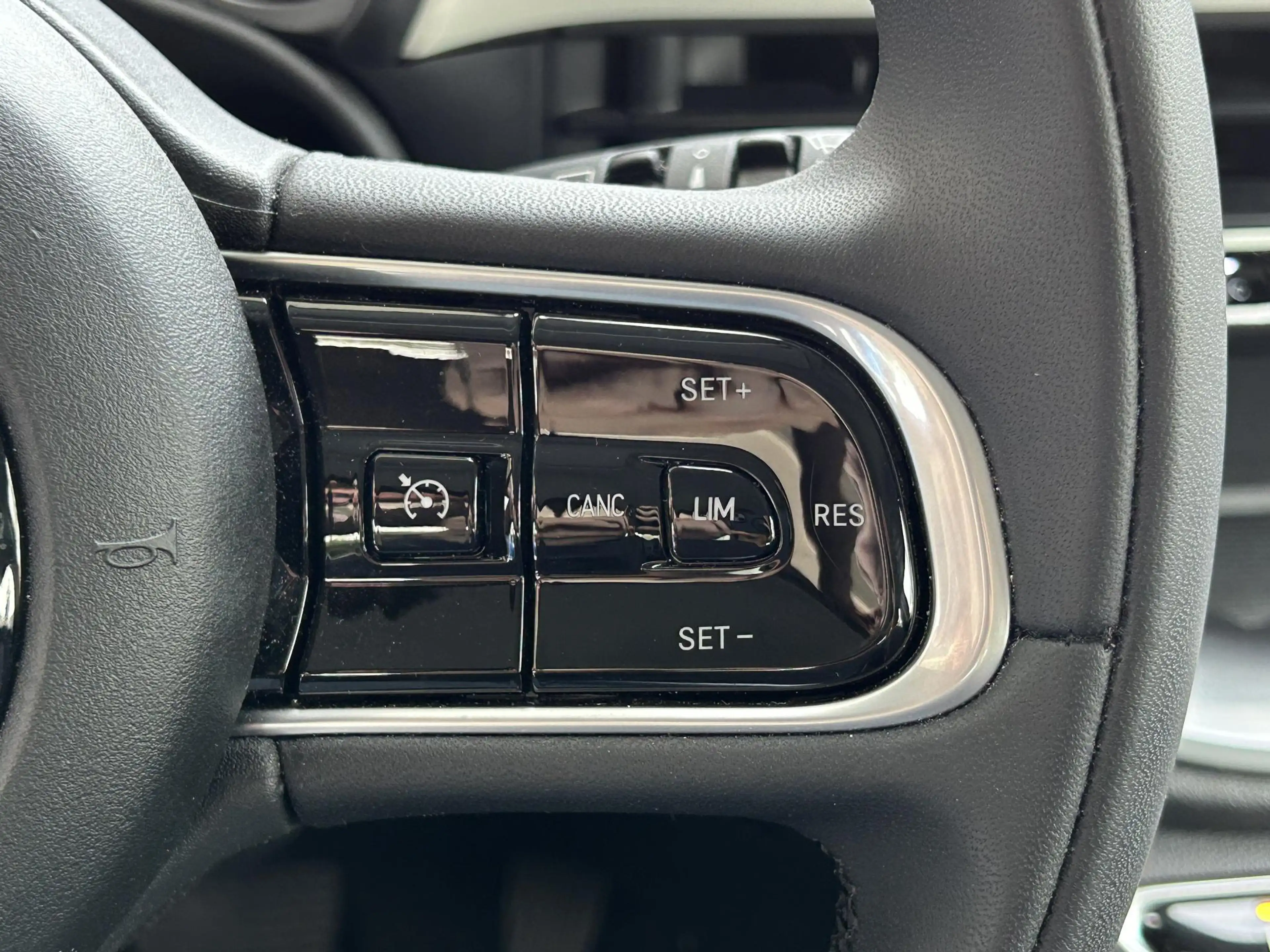 Fiat 500 Urban 42 kWh | 322 WLTP Range | Cruise Control | A — photo 12