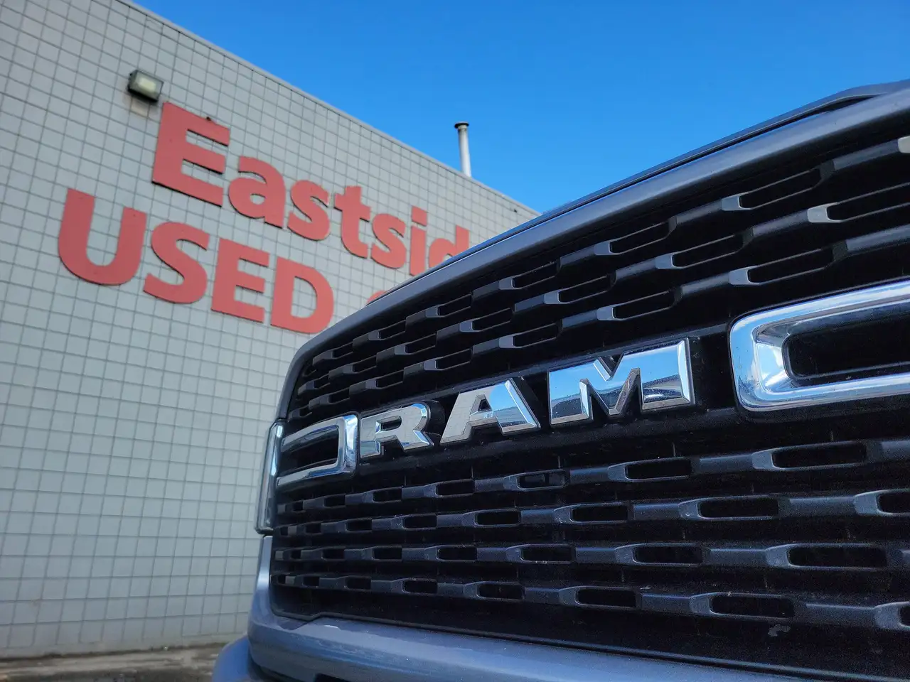 RAM 3500 снимка RAM 3500