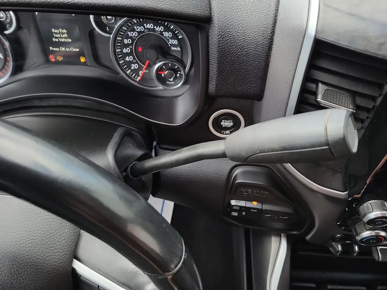 RAM 3500 снимка RAM 3500
