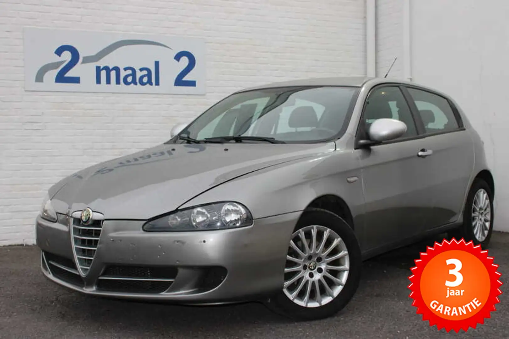 Alfa Romeo 147 147 1.6i Airco/5Deurs 3 JAAR garantie Grau - 1